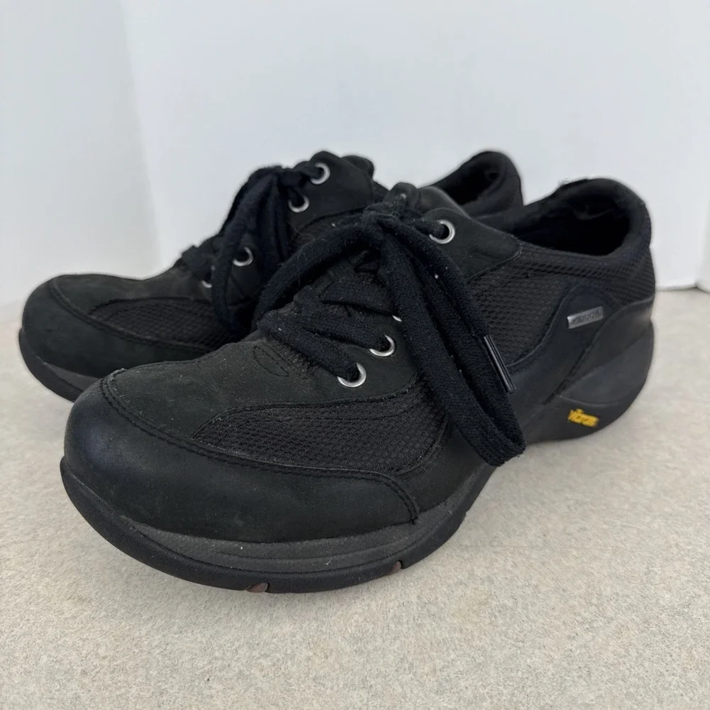 Womens Dansko‎ Black Walking Hiking Waterproof Lace Up Shoe Size 37 Vibram